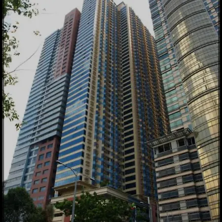 Condo In Front Of Us Embassy Studio Unit With 2 Double Beds